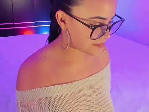 veronicabrown_xxx's Live XXX Chat