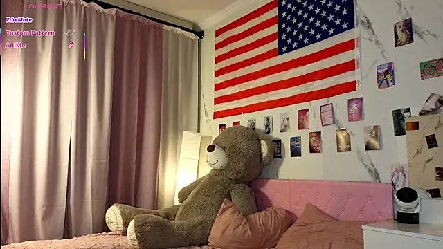 Chat +18 de Karolinacreamm ao vivo