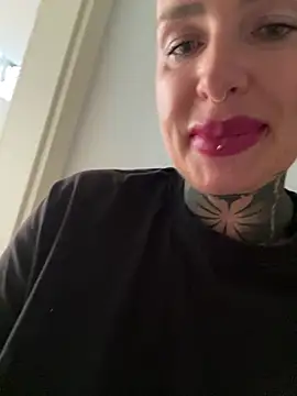 KathaleaNoir Live XXX-chat