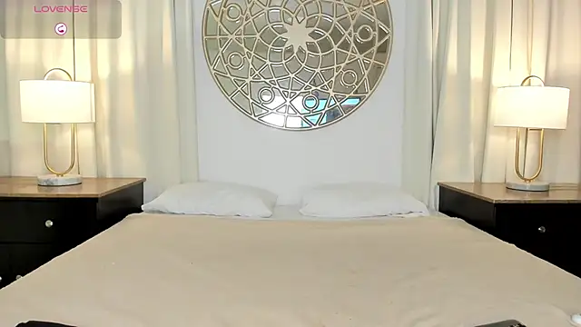 Živý XXX chat LucyLovelyy
