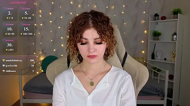 Chat XXX en directo de Kira__Fluffy