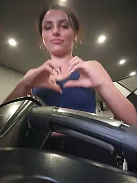 Izabella_Bella 现场XXX聊天