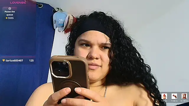 צ'אט XXX בשידור חי של Kesha_rosse_