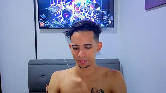 alexandro260 Chat XXX in diretta