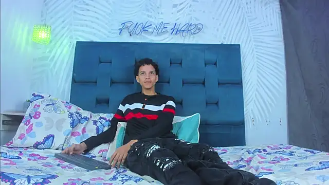 MidnightKing_'s Live XXX Chat