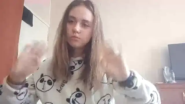 KaryKozeyah's Webcam Show
