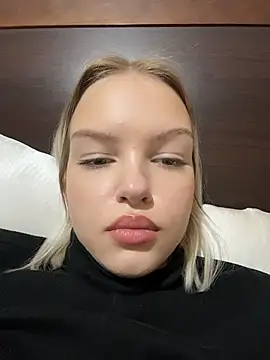 AshleyMur Adlı Modelin Canlı XXX Sohbeti