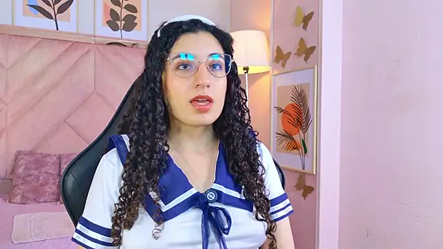 Chatroom XXX en direct de DemiJones_