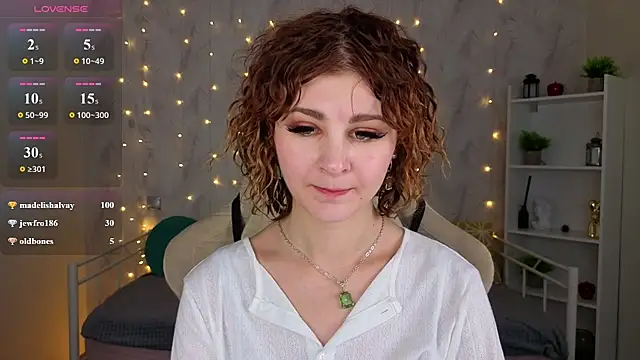 Chat +18 de Kira__Fluffy ao vivo