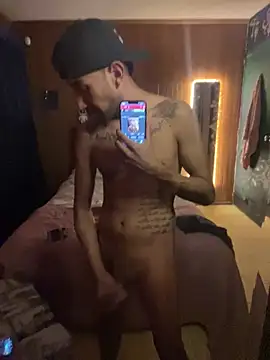Chat +18 de Laveau23 ao vivo