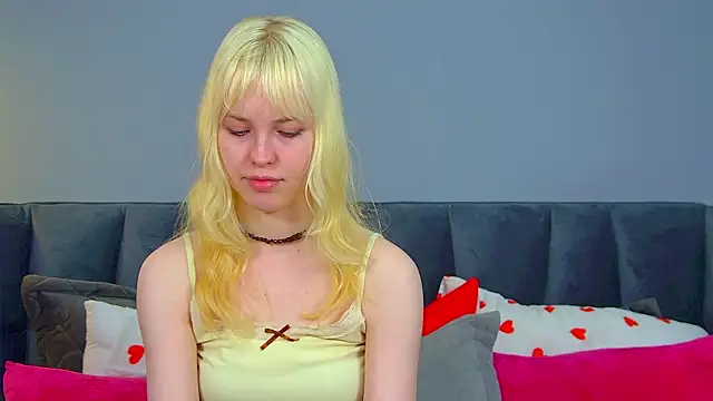 HannahHollis' Live XXX Chat