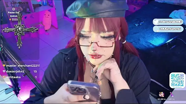 Živý XXX chat toky_doll