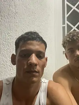 XXX chat uživo modela BEM_BOY