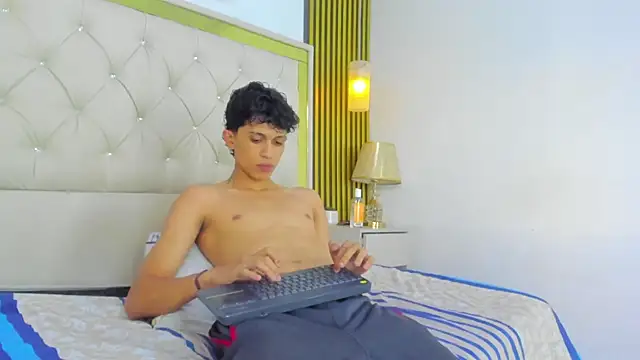 Chat XXX en directo de Jay_Secret1