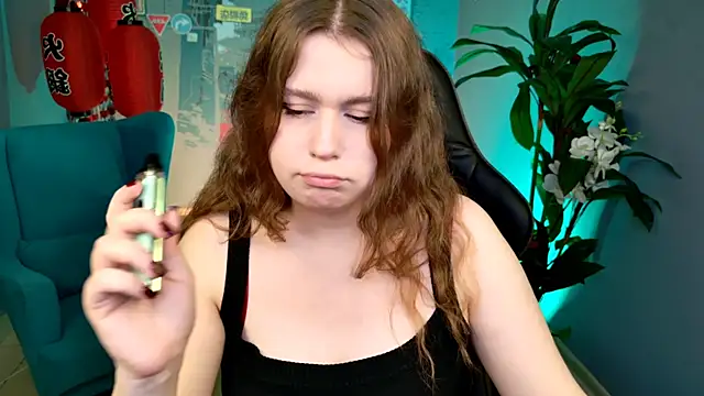 FioraMarmoris' Live XXX Chat