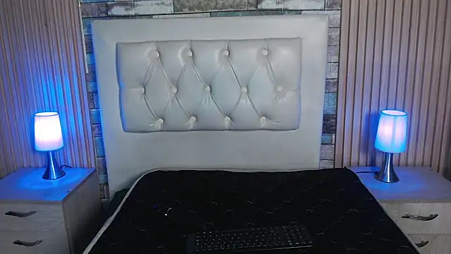 Chat XXX ao vivo de sharlot_hs