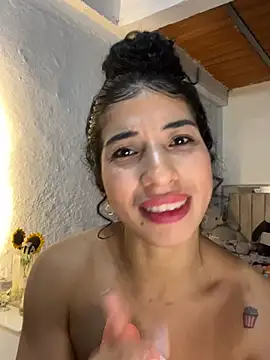 Miily_0's Live XXX Chat