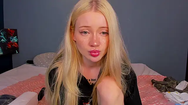 Chat +18 de Lillie_Berry ao vivo