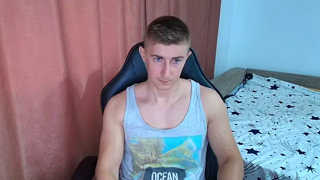 PowerBoy07 Live XXX Chat