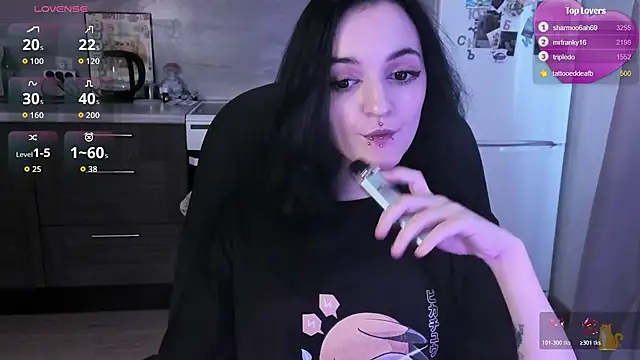 Czat XXX na żywo – miura_moon