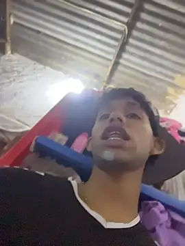 Stickmendez's Live XXX Chat