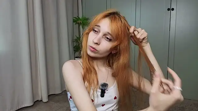 tgirlfoxy: онлайн-секс-чат