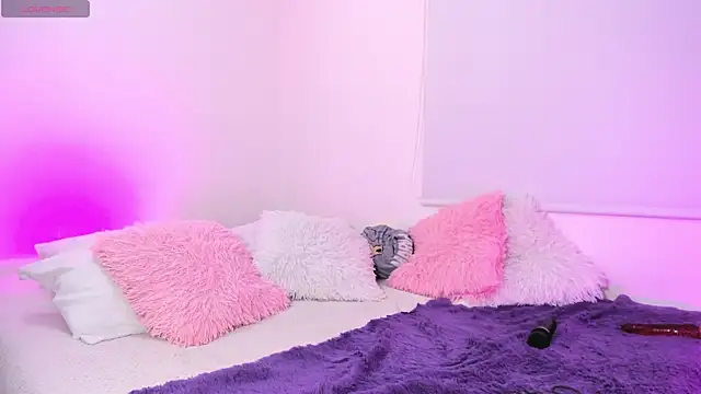 karly_rioss élő XXX-chatje