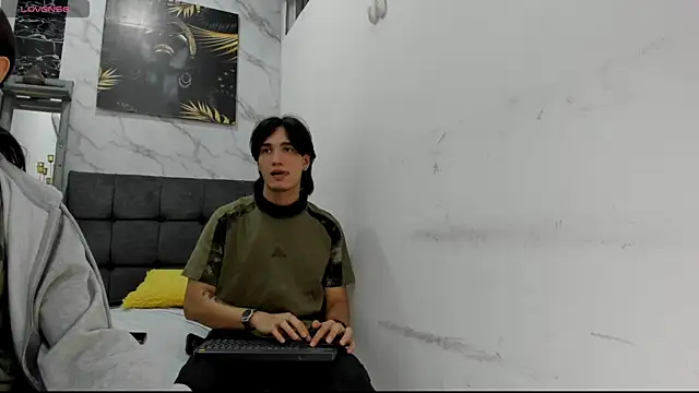 Chat XXX Live sweetauracouple