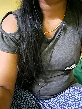 צ'אט XXX בשידור חי של tamil_kanaka