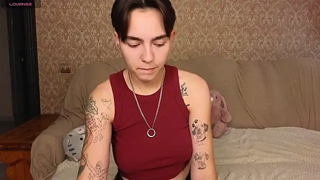 צ'אט XXX בשידור חי של Lilihere_