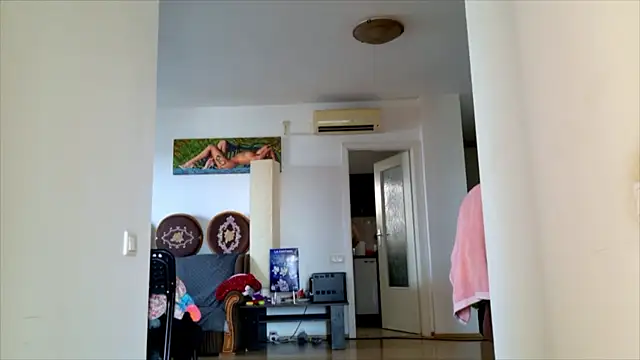 lindalovesexy élő XXX-chatje