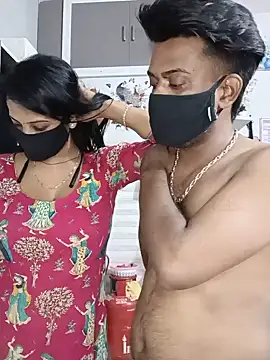 Kaur_Simran_01 élő XXX-chatje