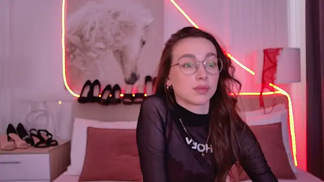 Emily_SimonのライブXXXチャット