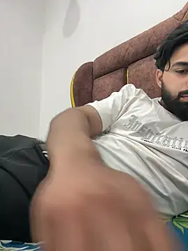 Royalboy_03's Live XXX Chat