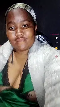 دردشة ChubbyMidgetxxx19 الجنسية المباشرة