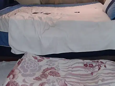 Živý XXX chat AdelaideT