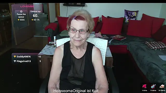 HeisseomaOriginal's Live XXX Chat
