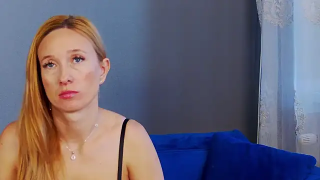 دردشة AnneHove الجنسية المباشرة