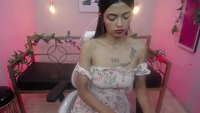 Martina_dafne's Live XXX Chat
