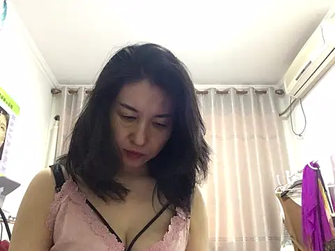 XXX chat uživo modela Kailehuangjindadang