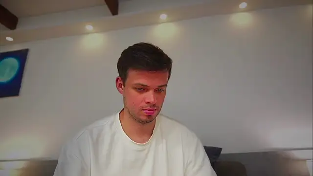dick_apri0 élő XXX-chatje