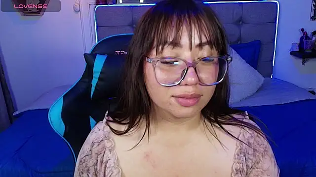 แชท XXX สดของ Kata_Bigboobs