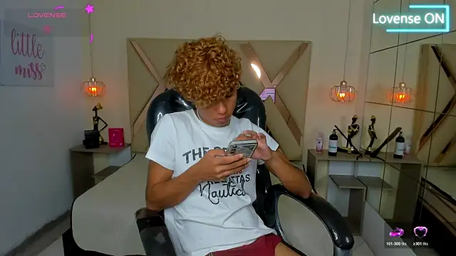 Anyelo_Twink Live XXX Chat