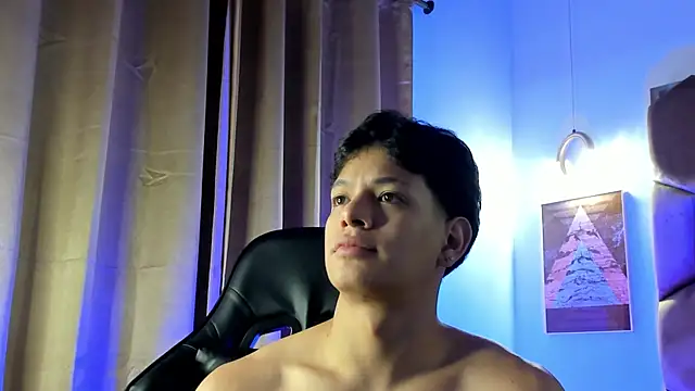 TonyPetrovjs' Live XXX Chat