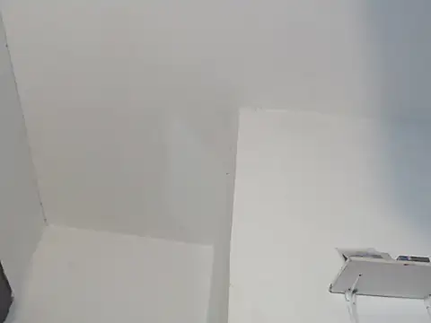 taylor_hot98 XXX чат на живо