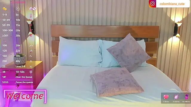 soffia_modre_ Chat XXX in diretta