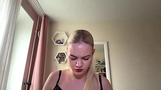 MiaCashe 라이브 XXX 채팅