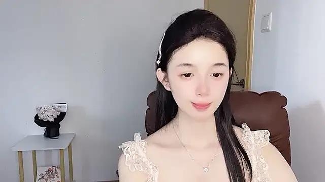 Annie-3's Live XXX Chat