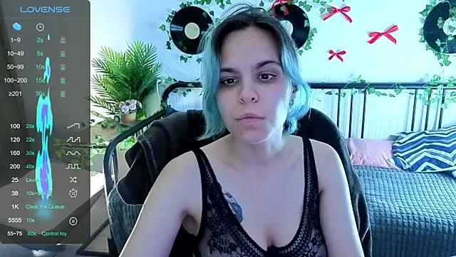 Czat XXX na żywo – LiraBelle