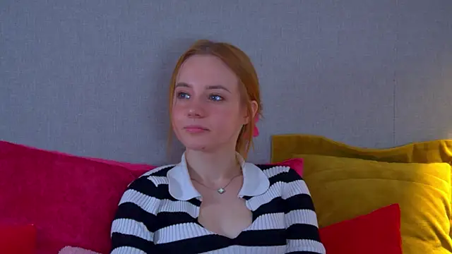 GemmaGellar's Live XXX Chat